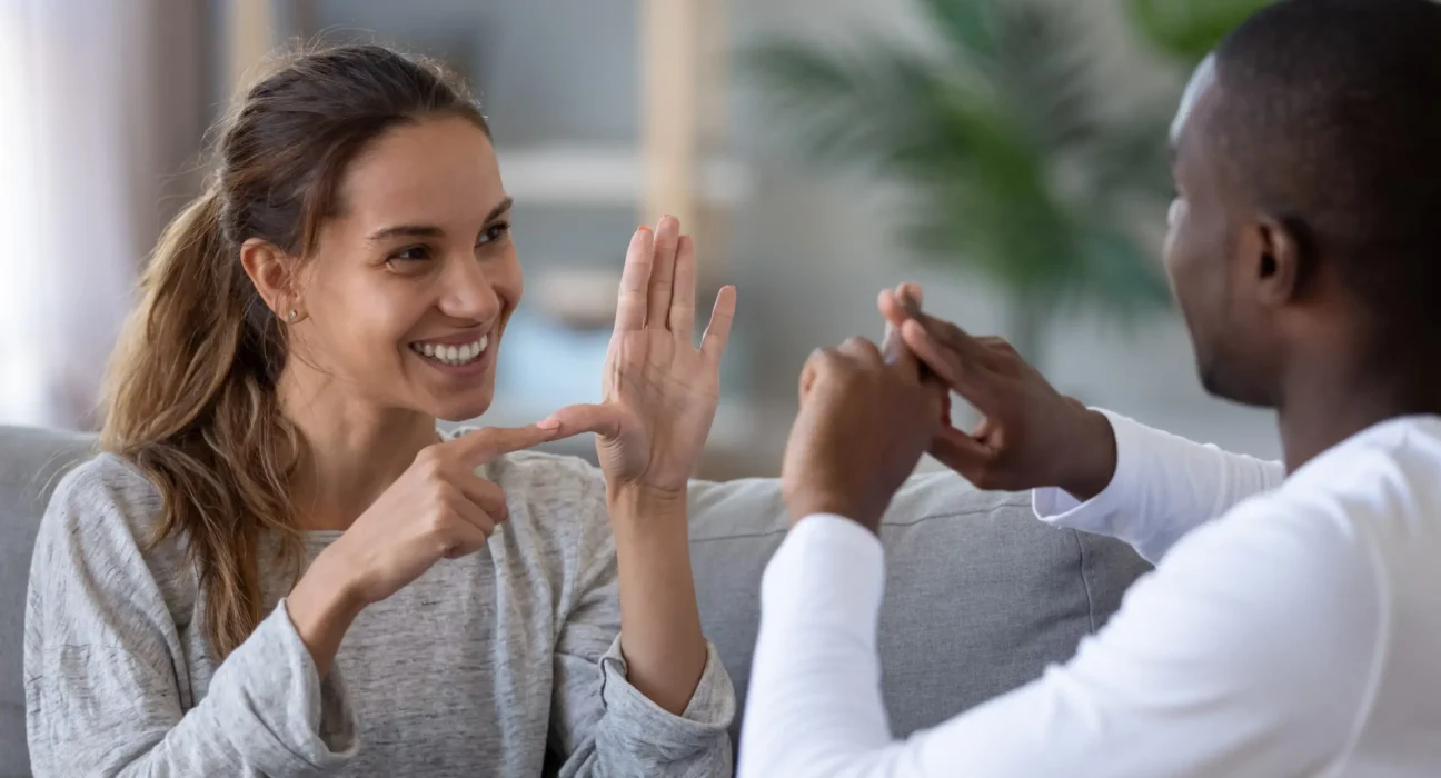 10 Reasons to Learn Sign Language