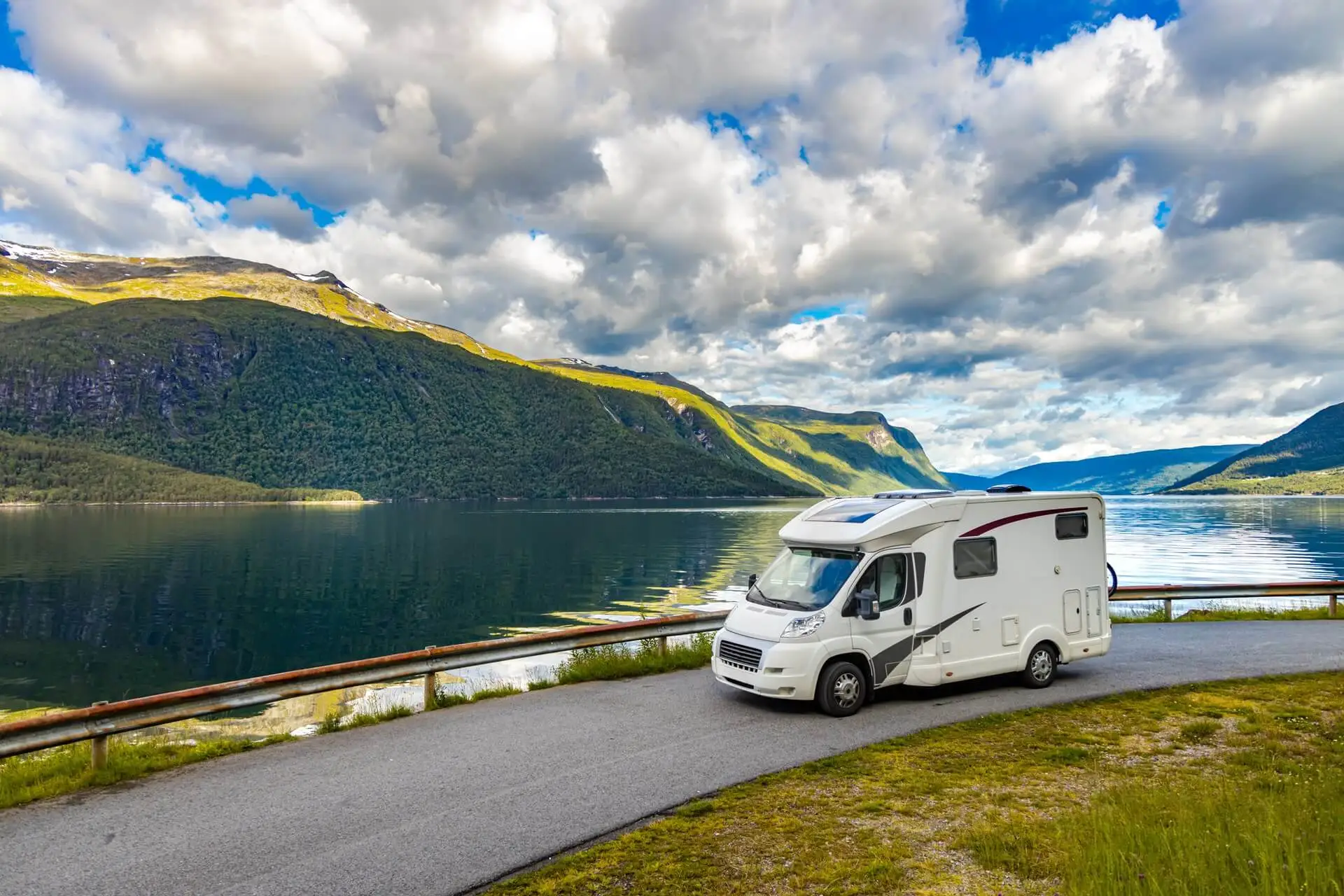 Relevant Checklist for Qualifying for an RV Loan